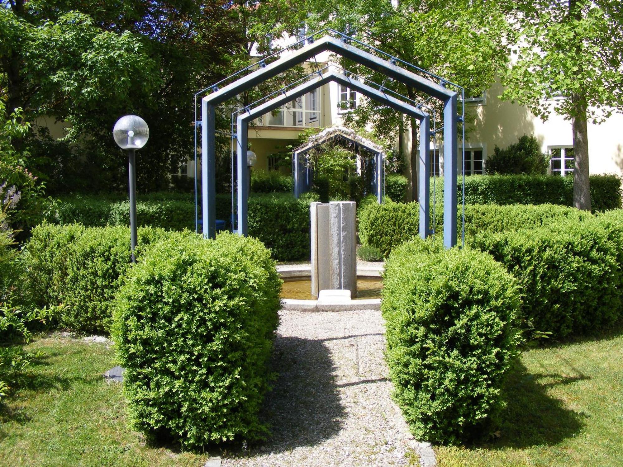Haus Der Begegnung Heilig Geist Hotel Burghausen Buitenkant foto