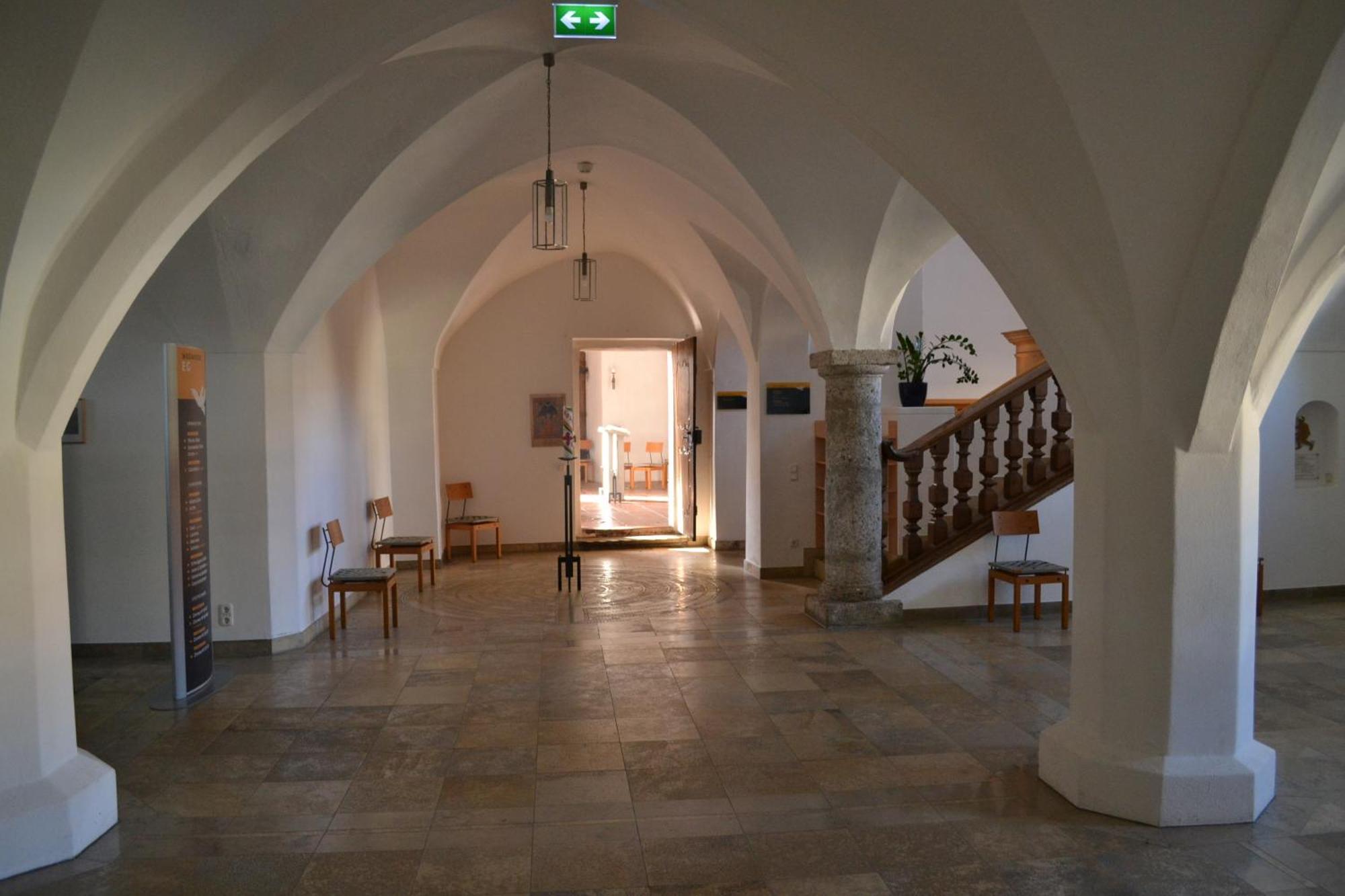 Haus Der Begegnung Heilig Geist Hotel Burghausen Buitenkant foto