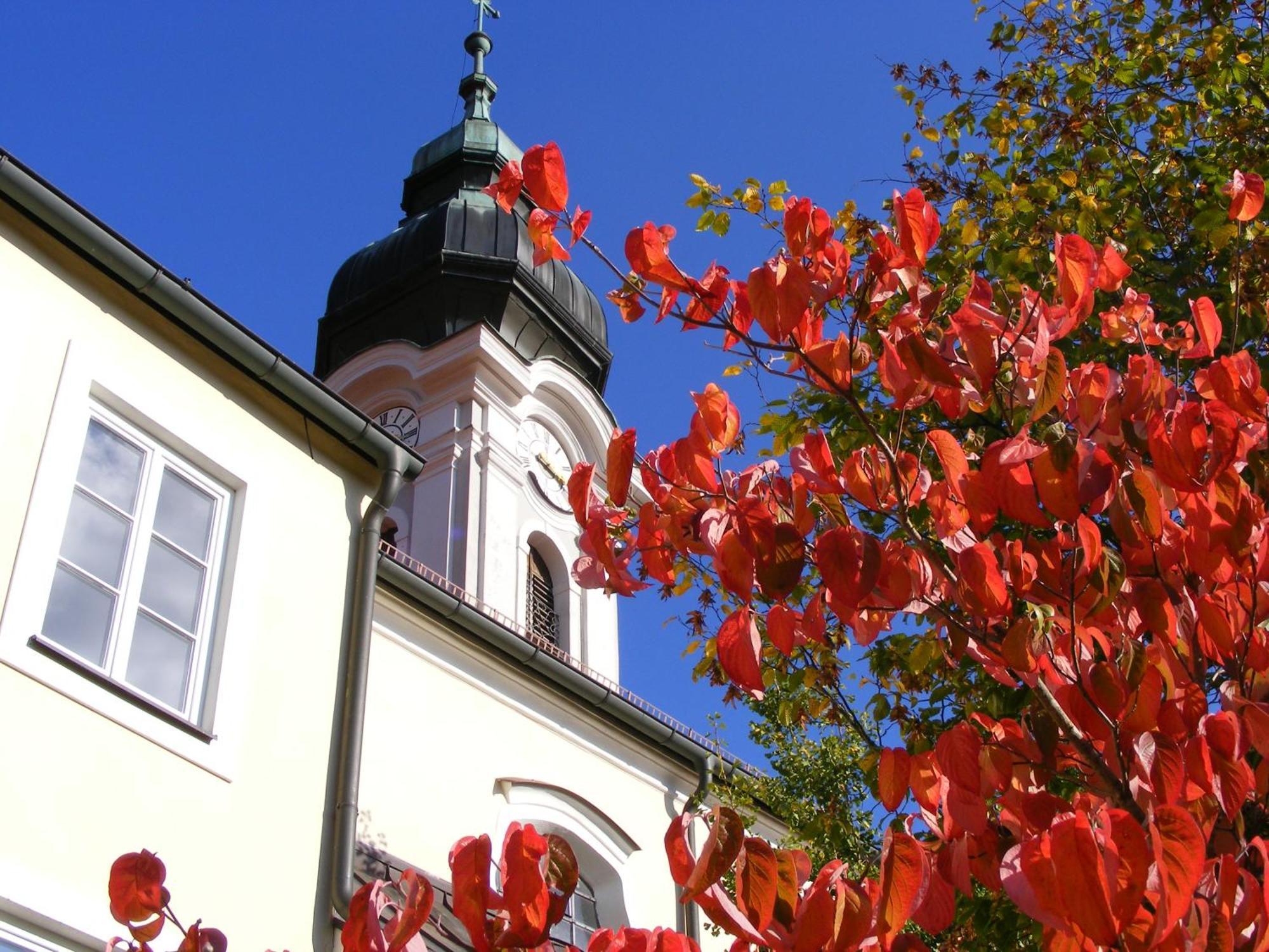 Haus Der Begegnung Heilig Geist Hotel Burghausen Buitenkant foto